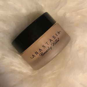 Anastasia Beverly Hills concealer
